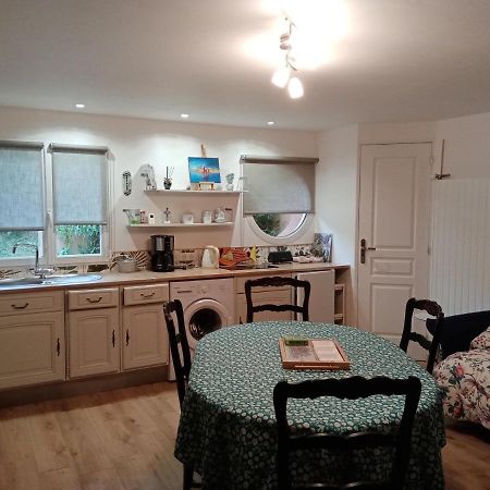 Hentig Ar Feunteun Bed & Breakfast Plouaret Exterior foto